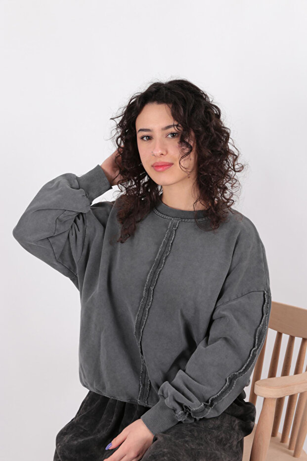 32063 Women's Sweatshirt