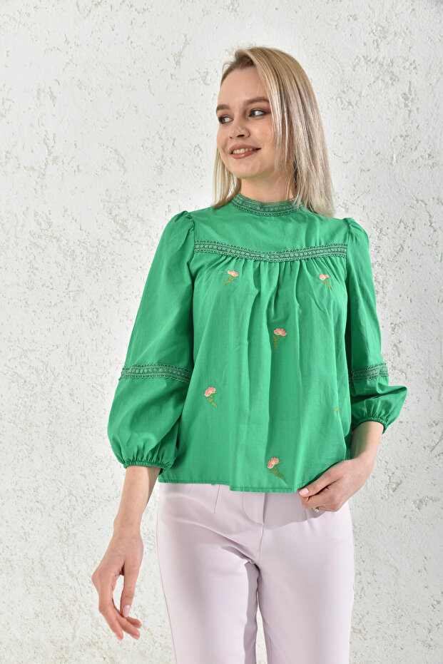 Women's Long Sleeve Guipure Detail Embroidered Linen Blouse