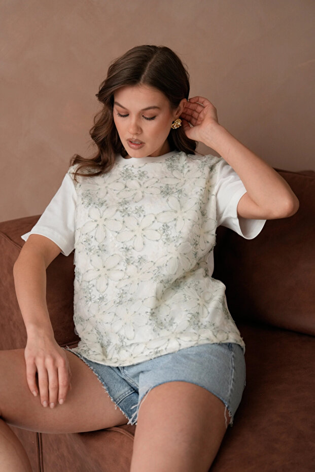 Önyüzü Tül Dantel Giydirmeli Basic T-Shirt - 5