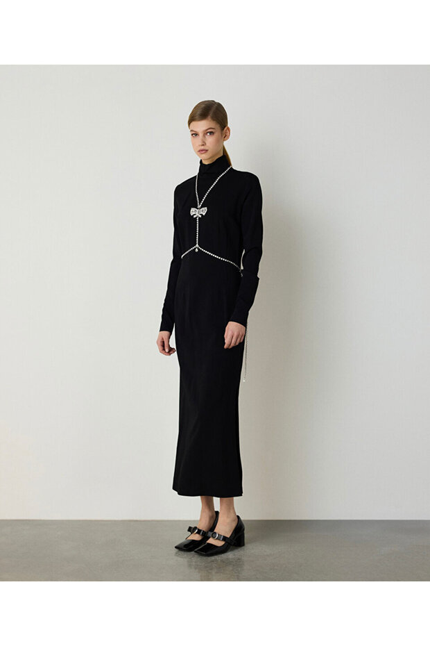 Çıkarılabilir vücut kolyeli elbise - 2