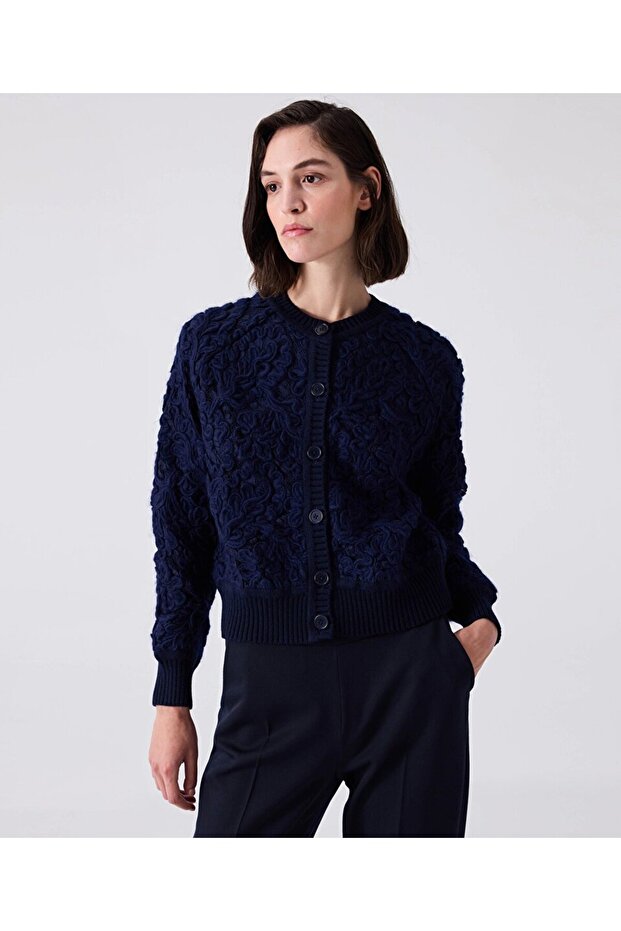 Dantel üzeri yün nakışlı hırka - 2