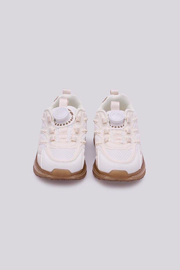 BG Store حذاء أبيض للأولاد