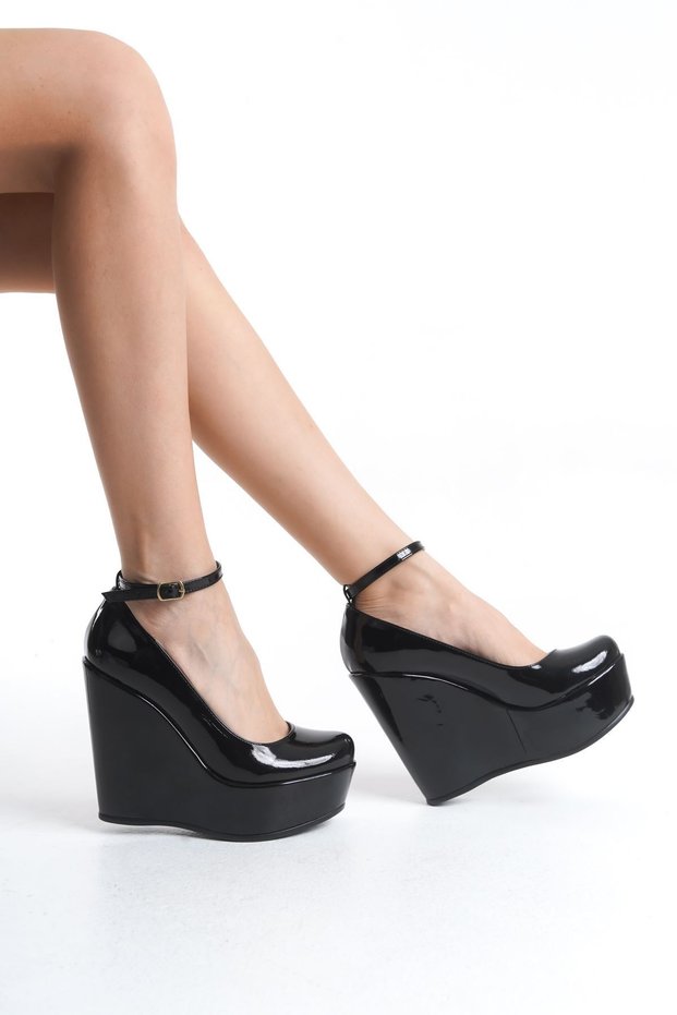 Orion; Black Patent Leather 12 cm Wedge Heeled Shoes with Removable Helmet
