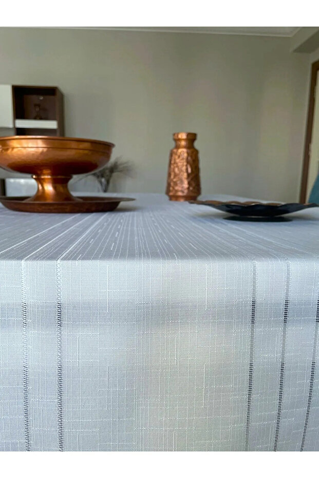 Stain-Resistant, Easy-To-Clean, Seamless Colber Tablecloth 160cm X 220cm