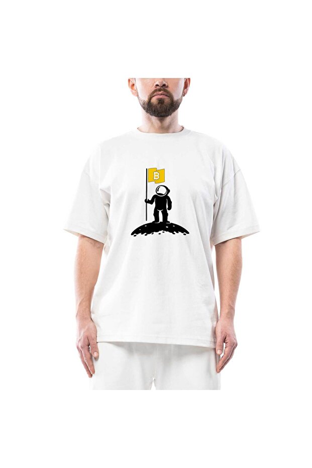 Bitcoin Cryptocurrency Astronaut Oversize White T-Shirt