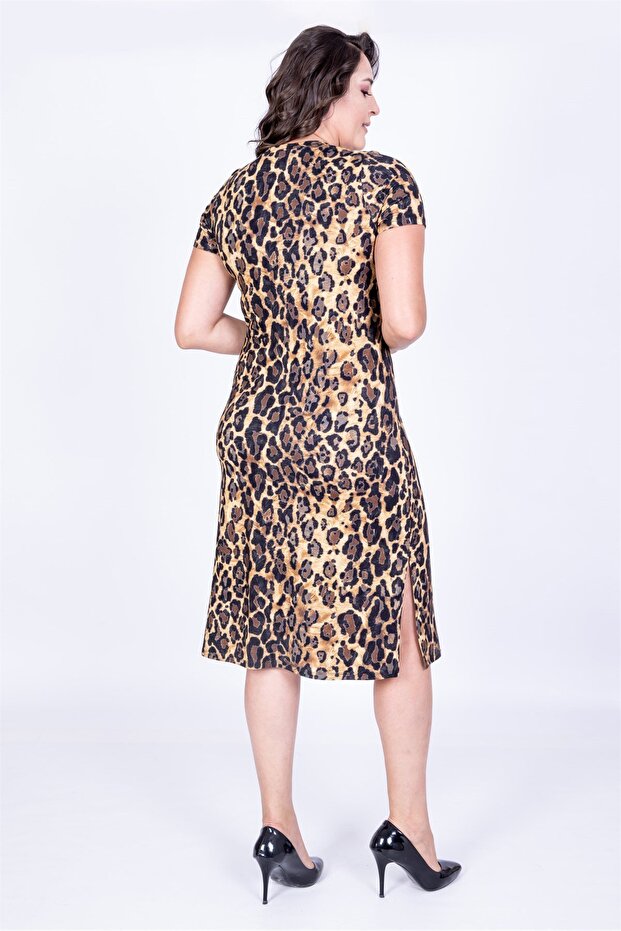 Yırtmaçlı Düz Elbise - 3