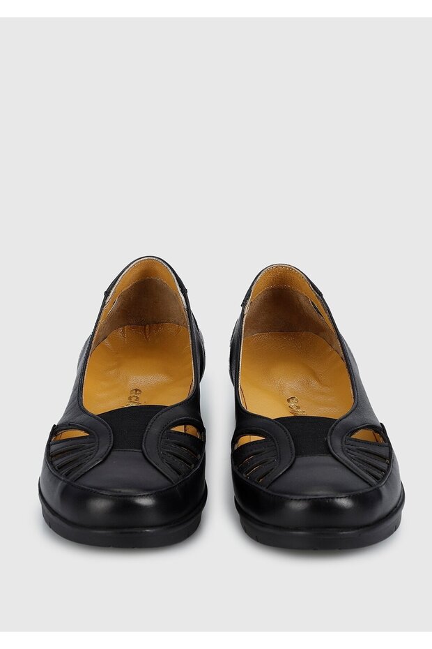 Siyah Deri Kadın Ayakkabı - 3