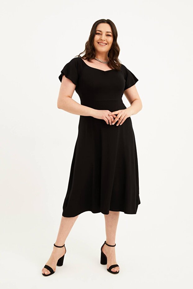 Rochie lungă cu decolteu - 1