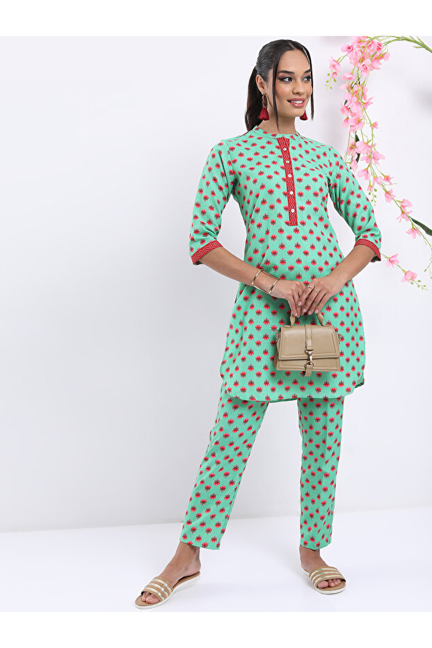 Women Green Printed Kurta and Trouser Set