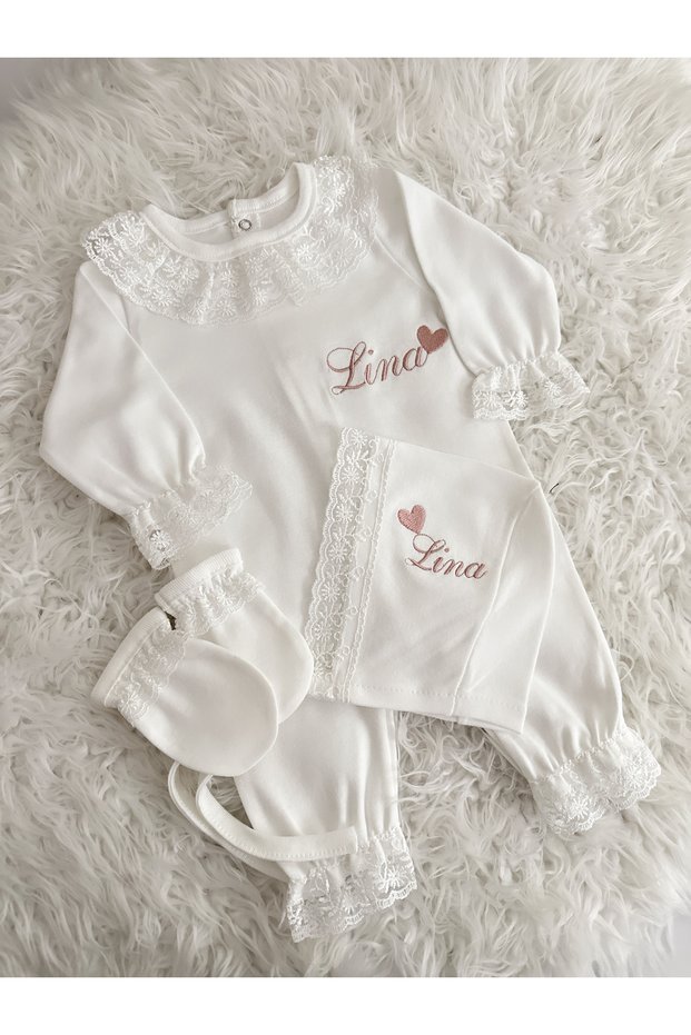 Lace Girl's Jumpsuit, Beret, Gloves, and Embroidery Are All Included.
