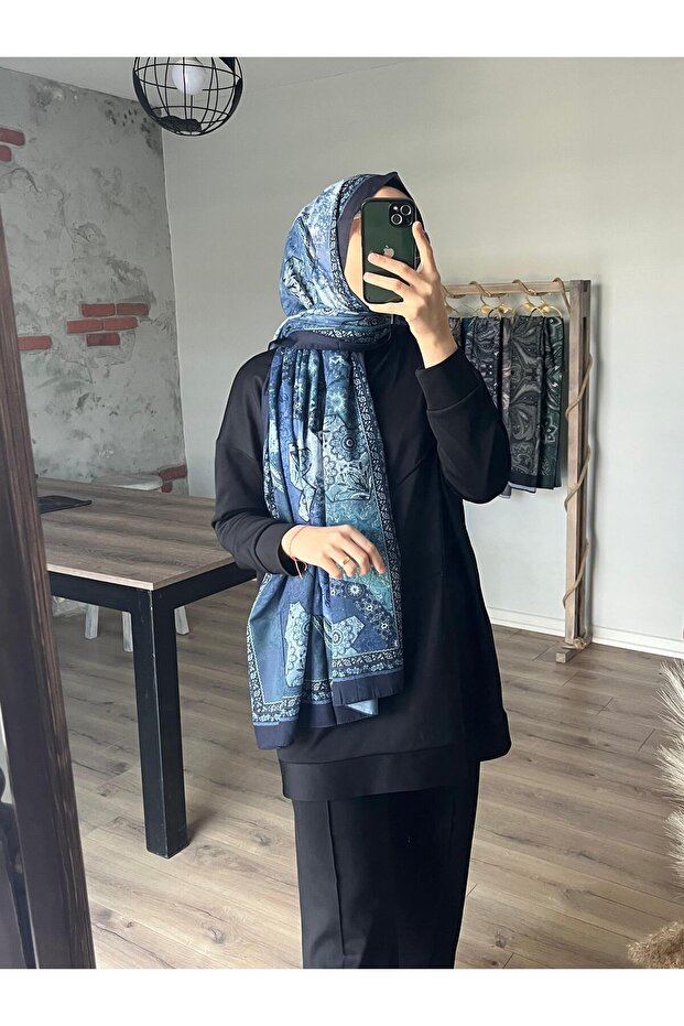 شال غلوريا الكرز الناعم المنقوش - 5