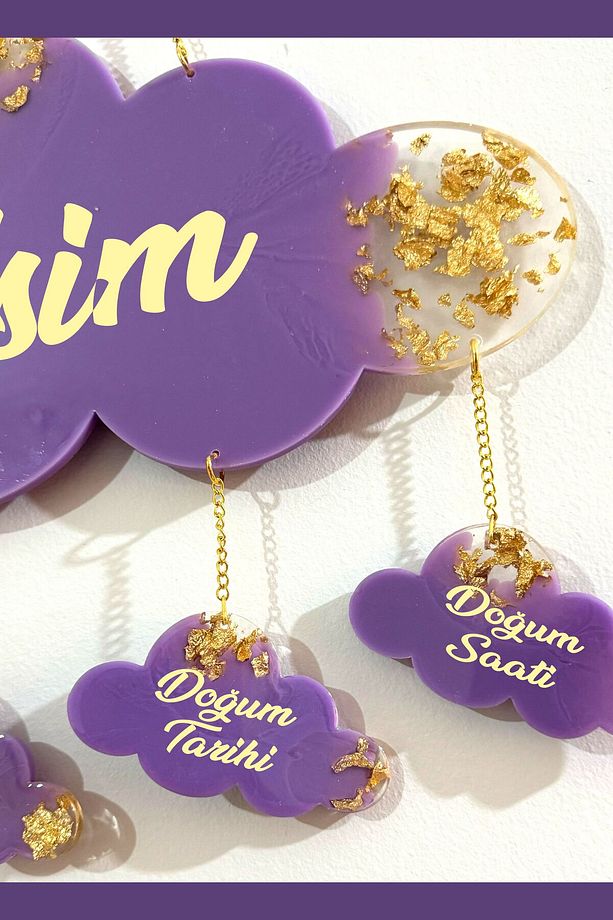 Bebek & Çocuk Yenidoğan Epoksi Mor Kapı Süsü 25x15 cm 4 adet bulut ve zincir dahil - 1