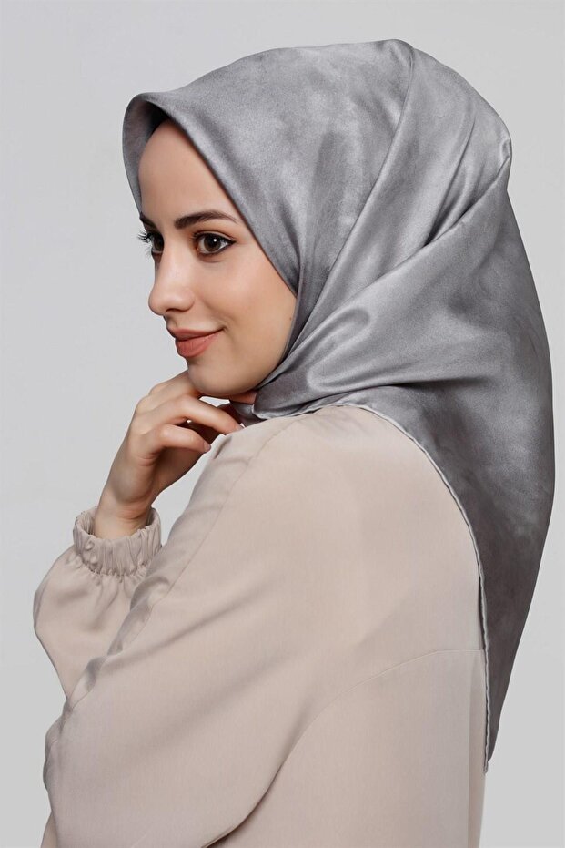 وشاح حريري حنين - 8333-08 نسيج قطني طويل فضي فاتح