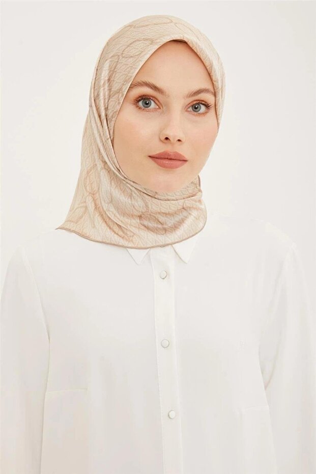 Nostalgia Series Sura Silk Scarf 8925-39