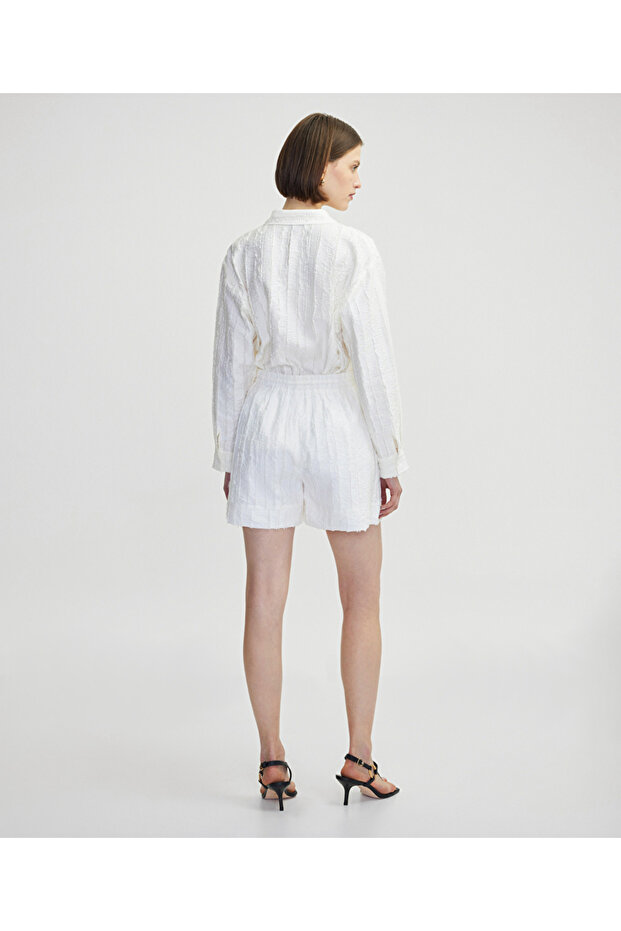 Dokulu belden bağlamalı şort - 5