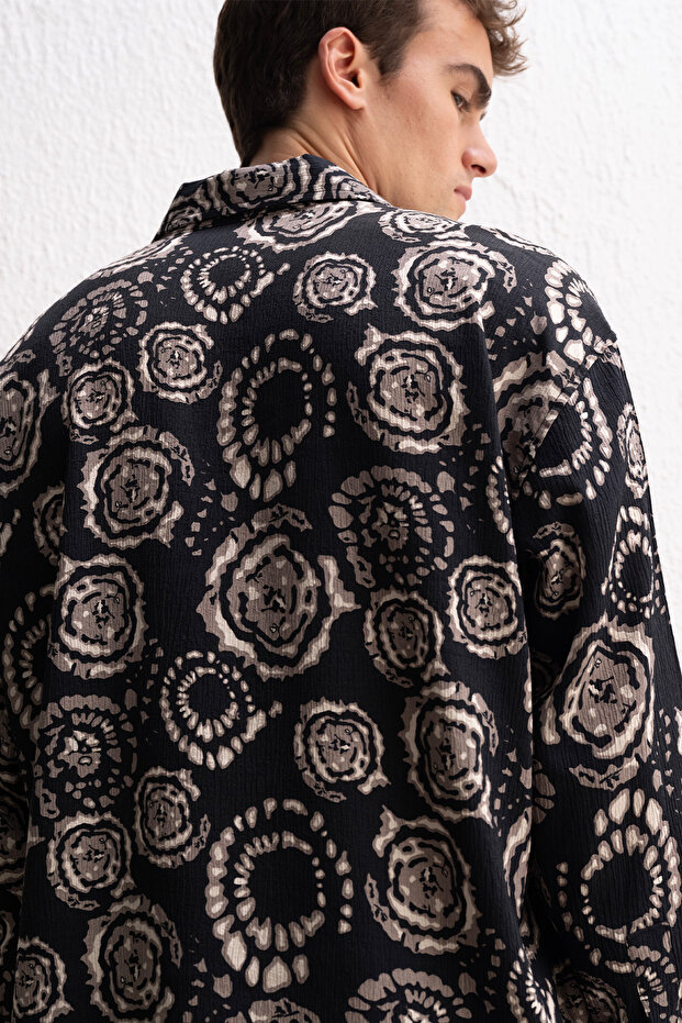 قميص أسود منقوش - 4