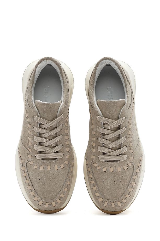 Kadın Bej Bağcıklı Kalın Tabanlı Süet Deri Sneaker 25SFD420410 - 7