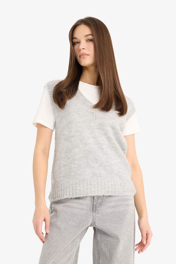 Regular Fit V Yaka Basic Düz Triko Süveter F4635AX25SM - 3