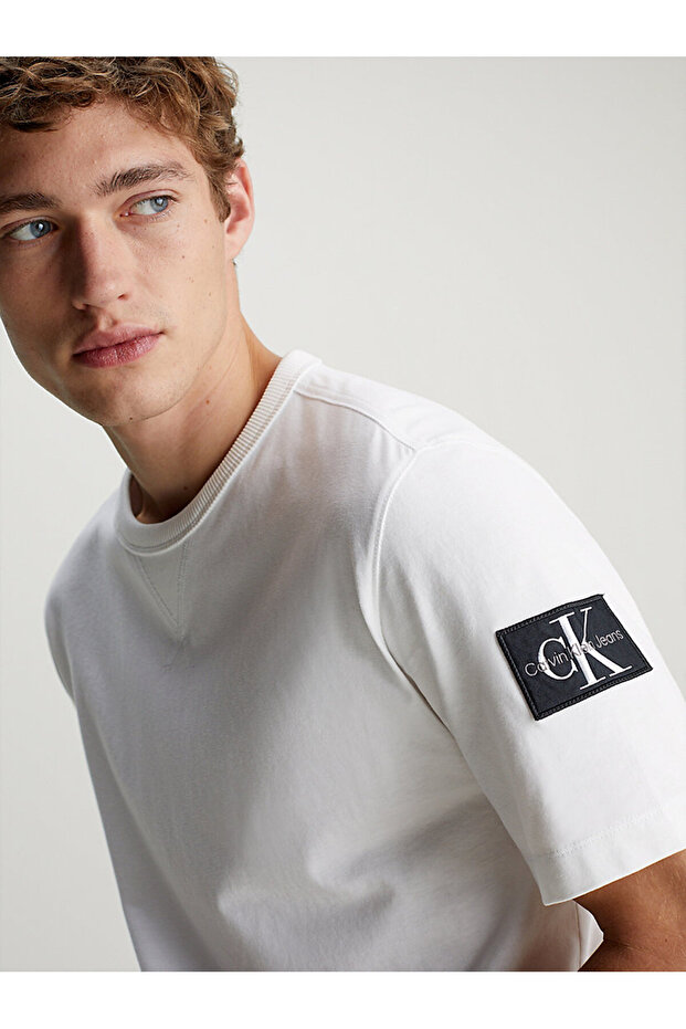 BADGE REGULAR TEE - 3