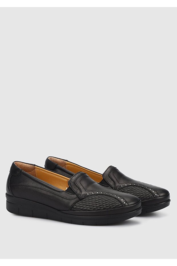 Siyah Deri Kadın Ayakkabı - 2