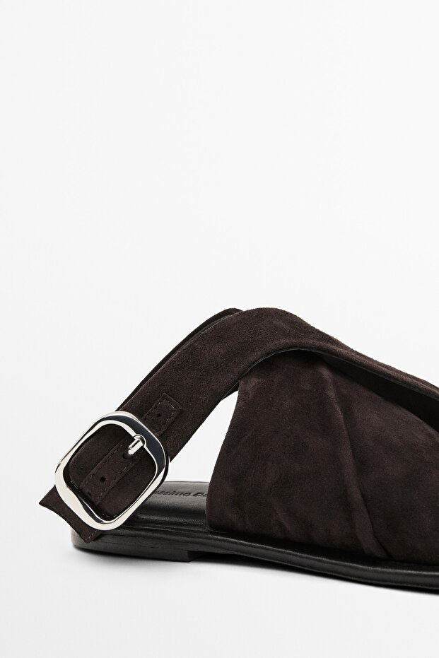 Çapraz tasarımlı süet sandalet - 6