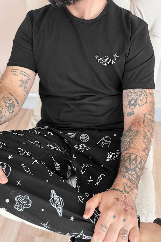 Siyah Space Baskılı Kısa Kol Erkek Pijama Takımı - 6