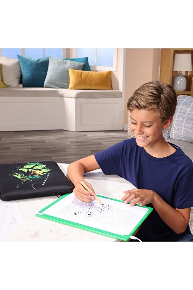 Cat Noir A4 Led Light Pad Drawing Kit With Usb, Tracing Pages & Case – Art Set For Kids - 5