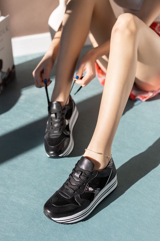 Kadın Hakiki Deri Siyah Sneaker Ayakkabı Yüksek Taban Spor Ayakkabı Kalın Tabanlı Platform Sneakers - 6