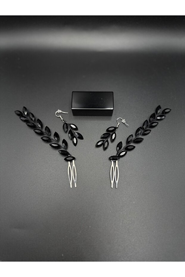Stylish Leaf Hair and Earrings Set