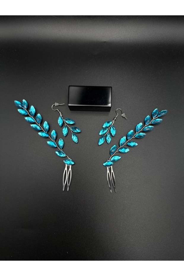 Stylish Leaf Hair and Earrings Set