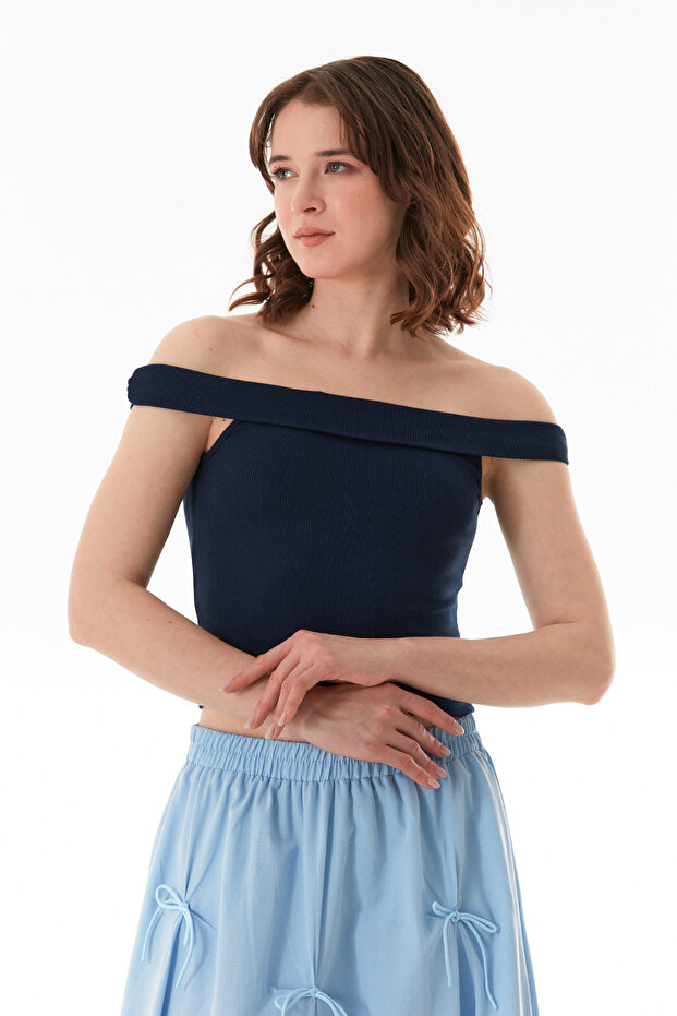 Basic Madonna Yaka Modal Bluz - 1