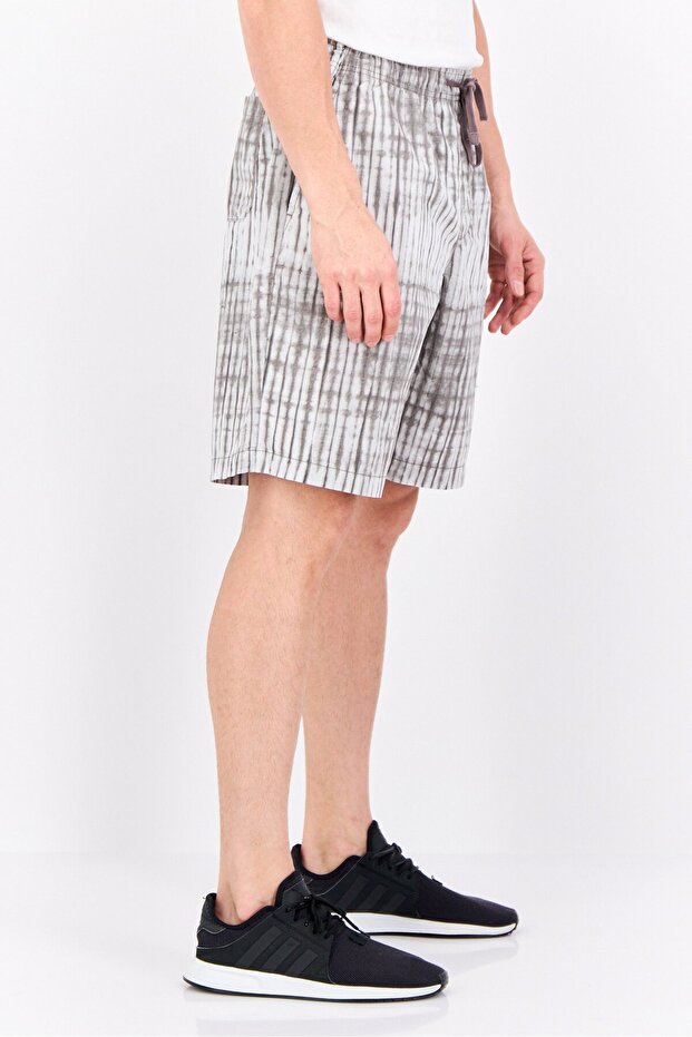 شورت رجالي أساسي مصبوغ بالربط، رمادي - 2