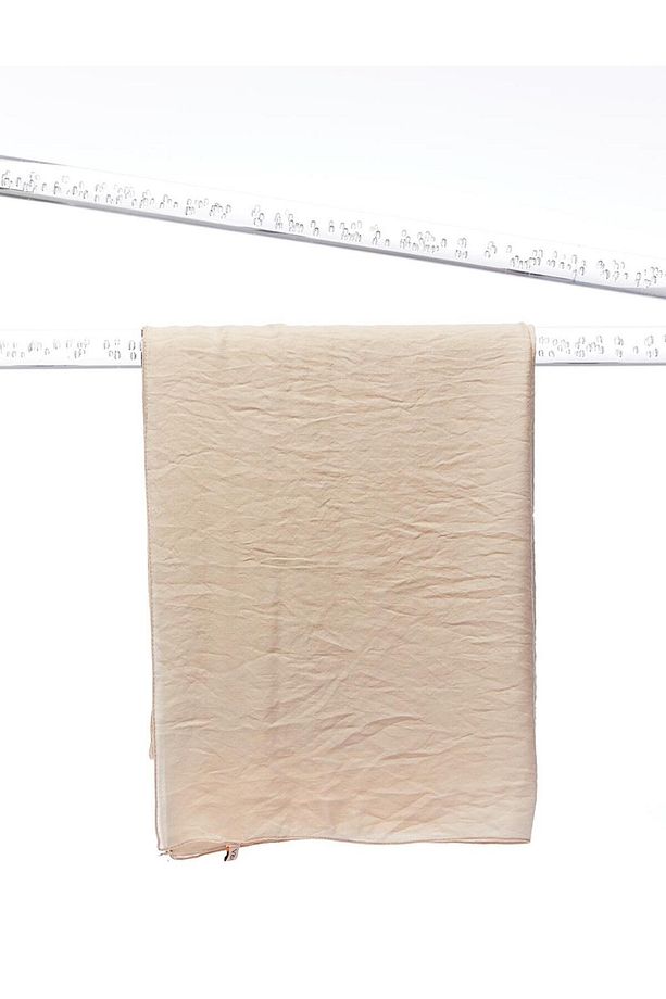 Kare Monogram Jakarlı Viskon Dokuma Şal Bej - 2