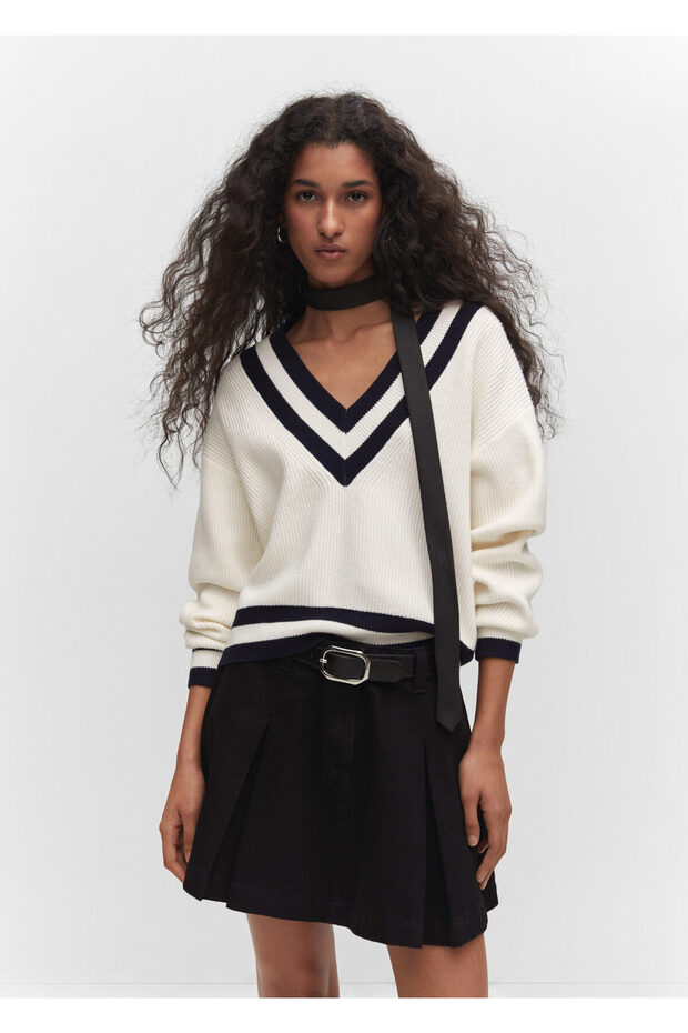 Pullover mit V-Ausschnitt und Kontrast - 12