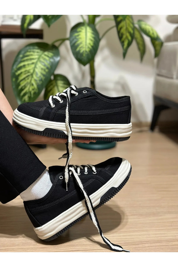 Women's Black Sneakers Casual Shoes