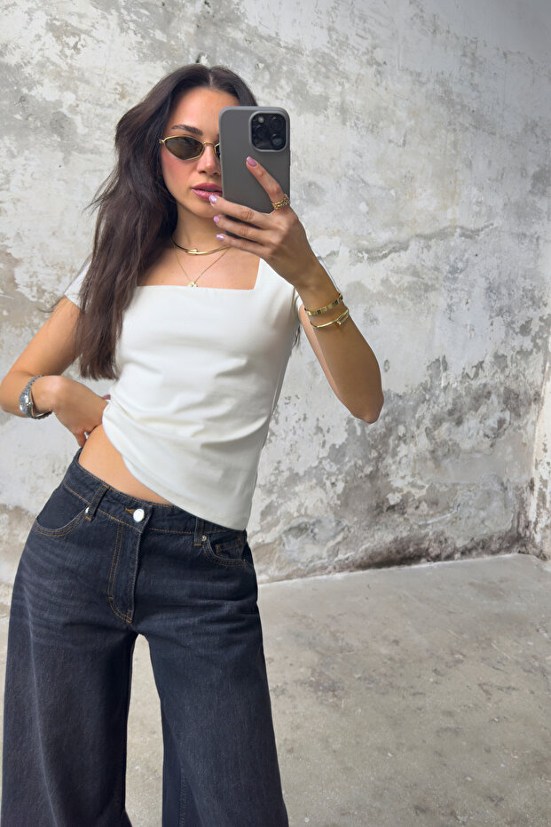 Taş Kare Yaka Fitted/Vücuda Oturan Örme Bluz TWOSS25BZ00378 Örme Bluz TWOSS25BZ00378 - 1