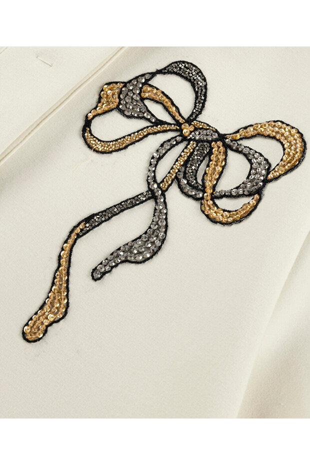 Fiyonk işlemeli tişört - 4