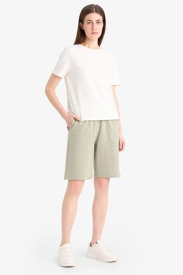 Regular Fit Normal Bel Düz Paça Bermuda Şort N7439AZ25HS - 1