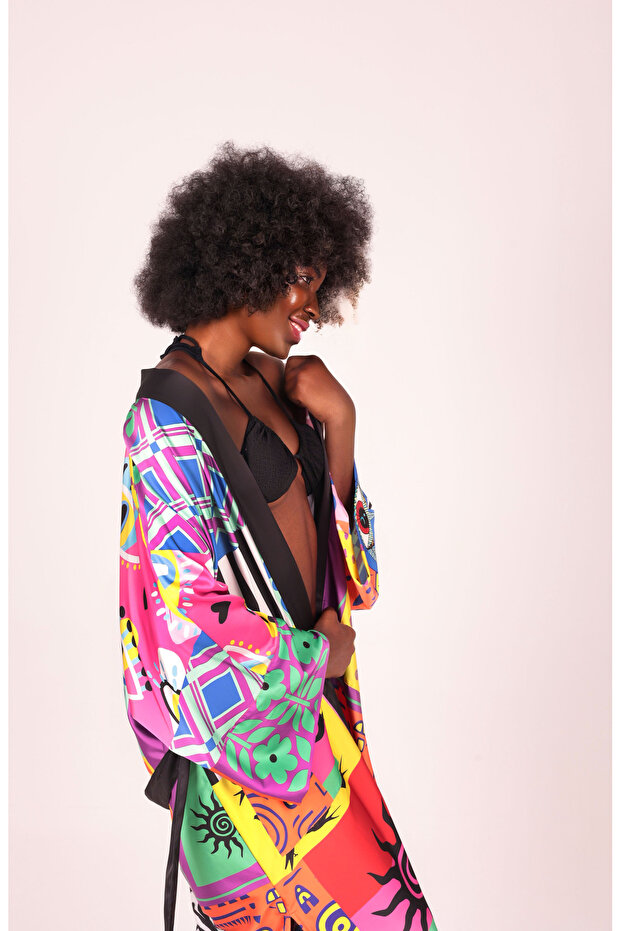 Viora Kimono - Eğlenceli Çok Renkli Desen, Ipek Saten, Düşük Kol, Kuşaklı - 4