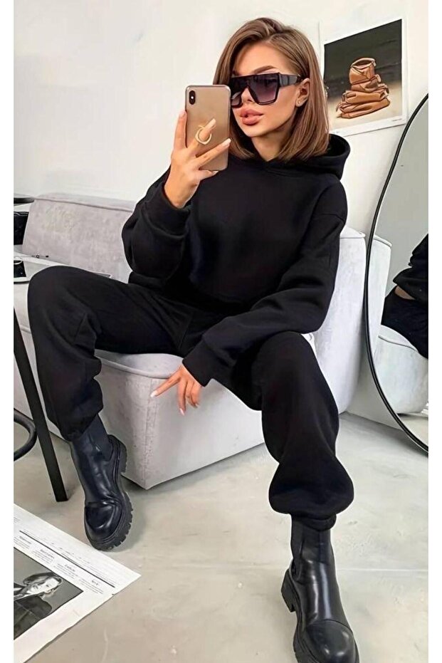 Women's Black Short Crop Tracksuit Set