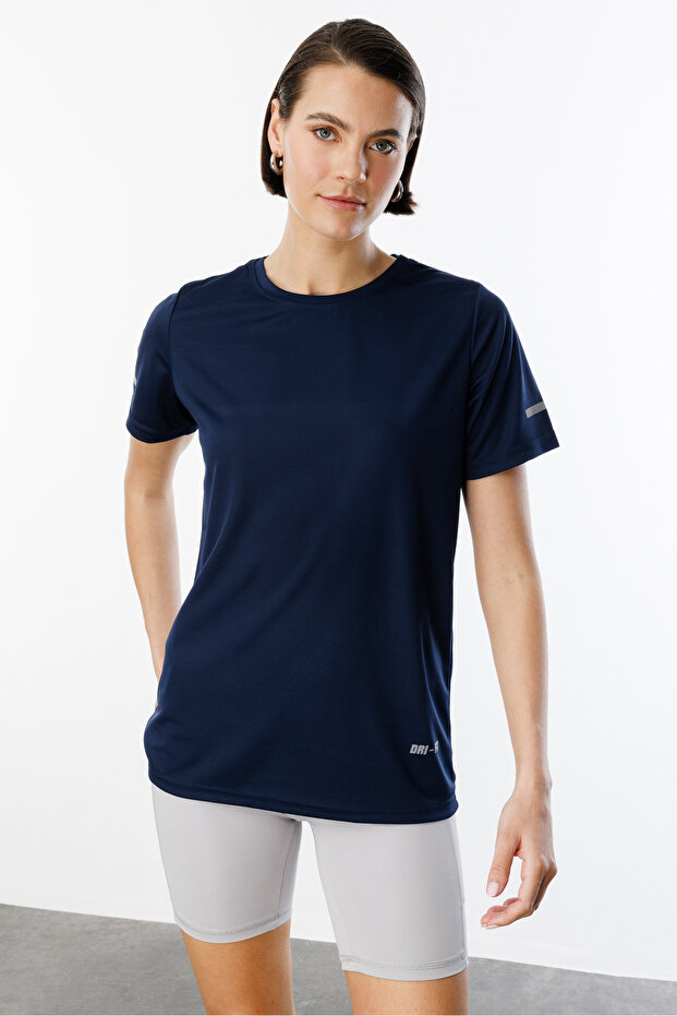 Women's Moisture Wicking Quick Dry Athletic Technical Performance Sports T-Shirt Drifit-Kisakol
