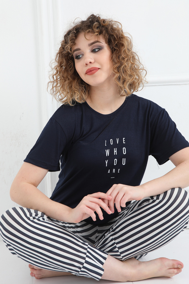 بدلة بيجامة صيفية مخططة - 3