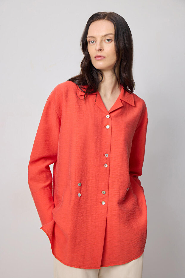 قميص كبير الحجم بأزرار - 3