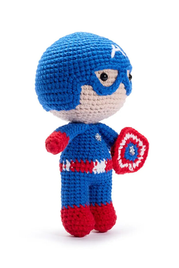 دمية البطل الخارق مع الدرع - 2