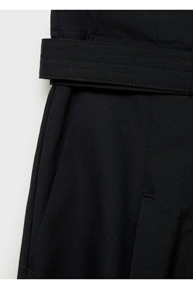 Weite Hose mit Gürtel - 6