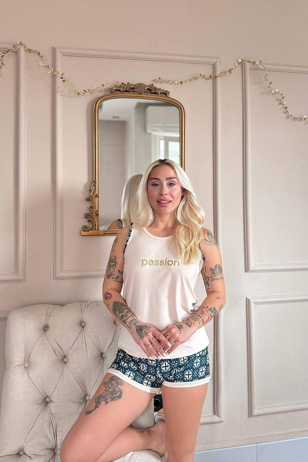 Bej Passion Desenli Sıfır Kol Şortlu Örme Kadın Pijama Takımı - 5