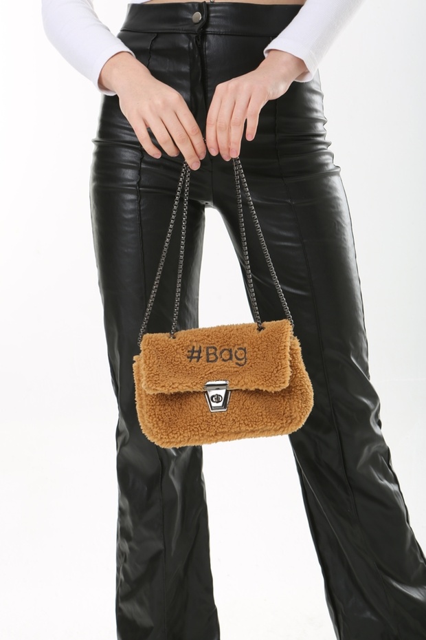 حقيبة قطيفة صغيرة باللون الأسود الكريمي - 8