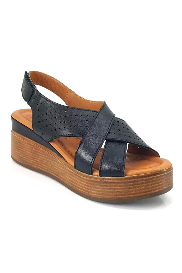 2109910 23Ys Daily Sandals Black