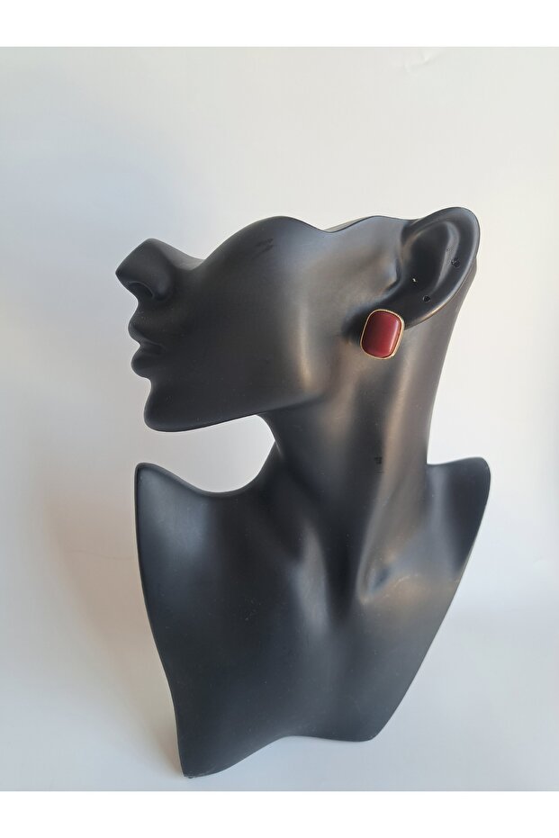 أقراط مستطيلة باللون العنابي - 3