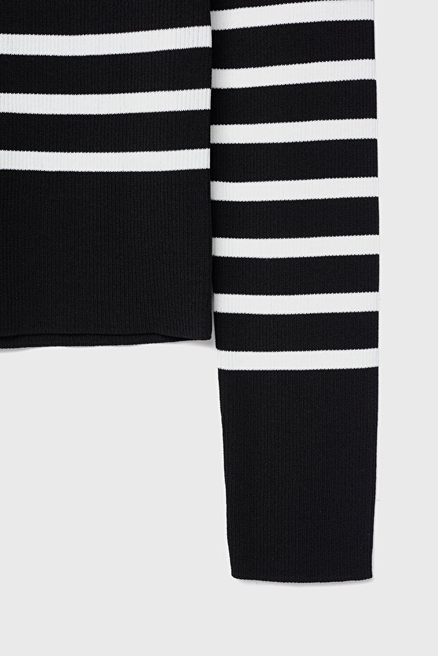 V Yaka Triko Hırka - 7